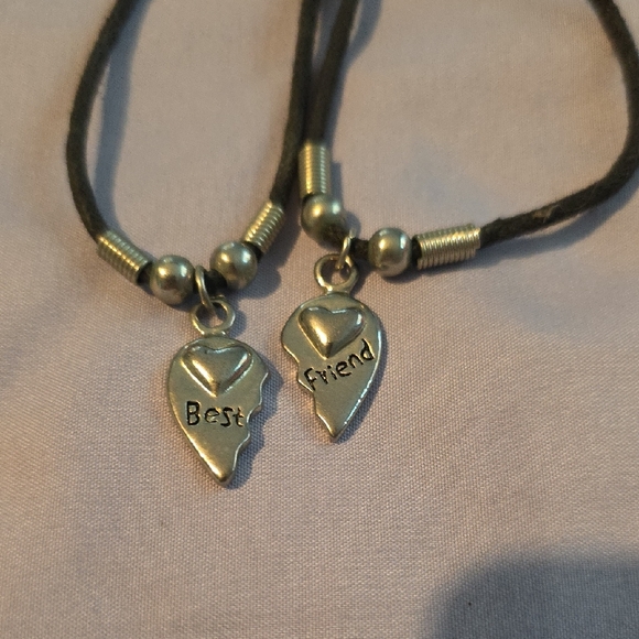 Other - Best Friend Heart Pendant Necklace Set